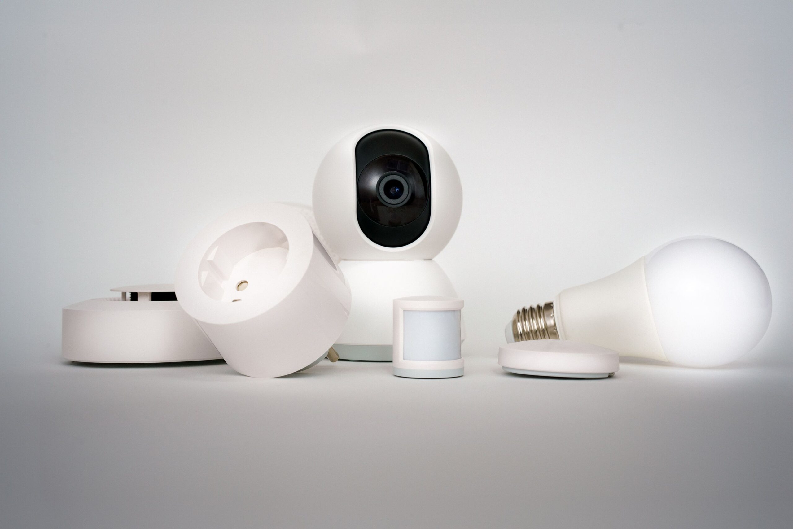 Best Home Security Systems for UK Homes: A Buyer’s Guide