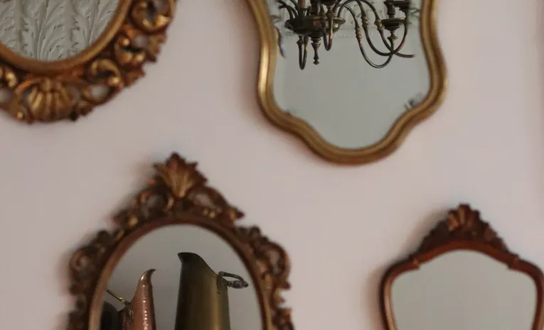 Creating a Stunning Mirror Gallery Wall: Tips, Ideas, and Inspiration