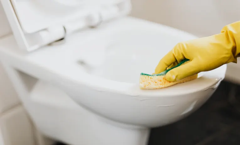 How to Unblock a Toilet: UK DIY Methods That Work
